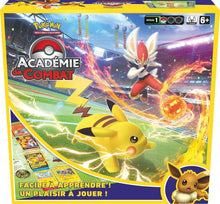 Charger l'image dans la galerie, Rejoignez les dresseurs Pokemon à l'Académie de Combat avec ce coffret très complet et composé de 3 decks complets de 60 cartes chacun ainsi que 3 cartes promo spéciales de Pyrobut, Pokachu et Evoli