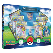 Charger l'image dans la galerie, Découvrez le coffret collection Pokemon Go équipe Sagesse composé de 6 boosters une carte promo brillante illustrée un superbe pin s de l équipe Sagesse
