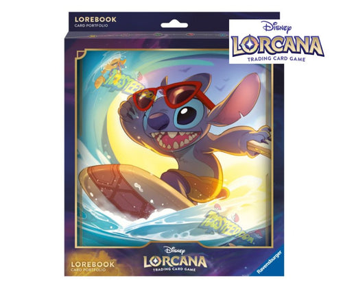 Protégez vos Collections avec ce classeur de cartes à l'effigie de Stitch et pouvant contenir 64 cartes standard 63X88 ainsi que 8 cartes grand format. Découvrez sur notre site d'autres accessoires Lorcana incluant des tapis, des Sleeves et des Boîtes de rangement.